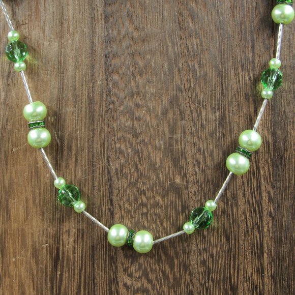 Jewelry - 18 Inch Sterling Silver Green Crystal And Faux Pearl Necklace